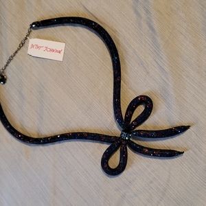 AUTHENTIC Betsey Johnson bowtie necklace